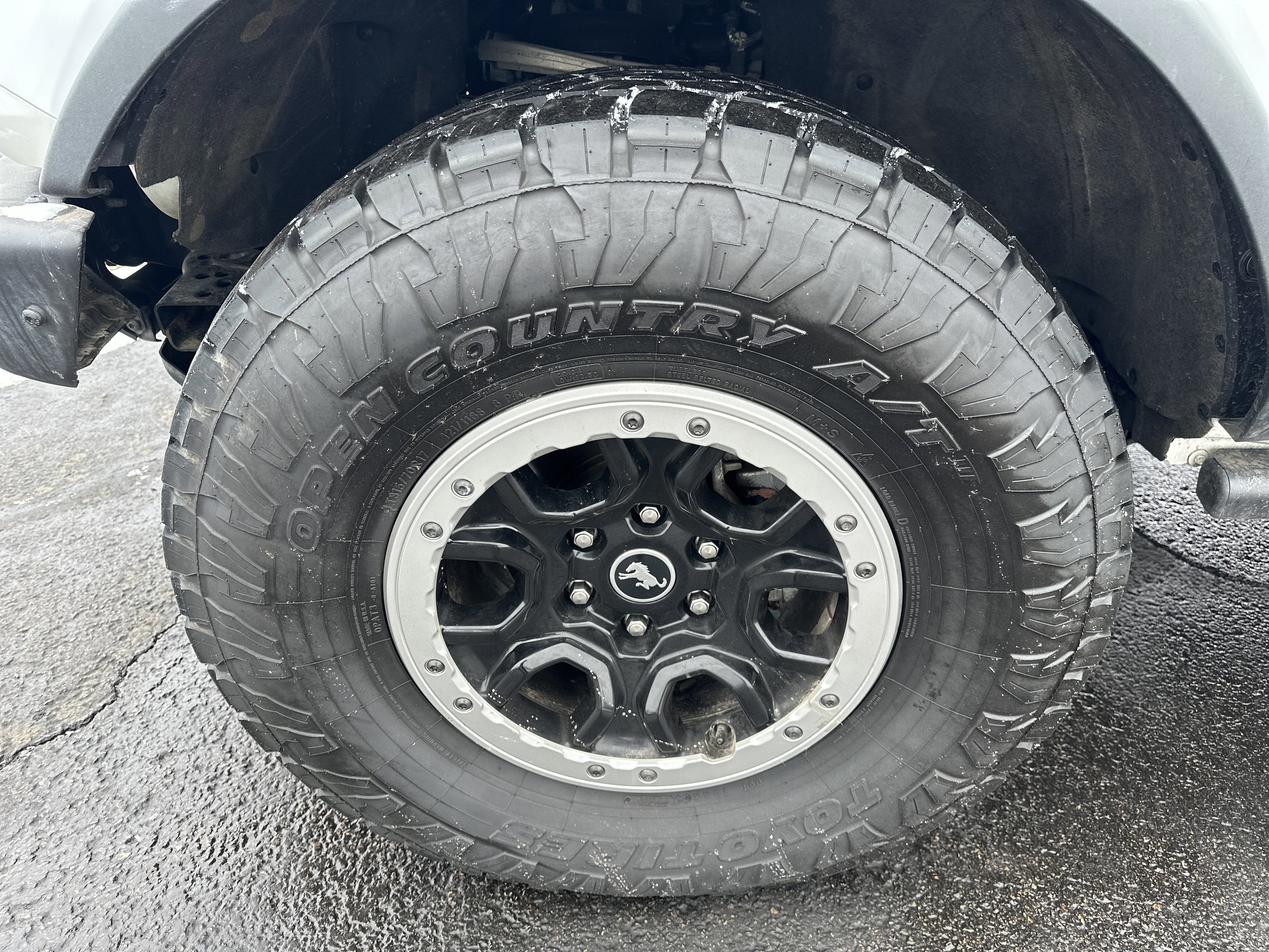 Certified 2023 Ford Bronco Big Bend w/ Sasquatch Package image 9