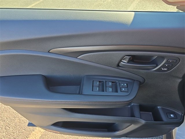 Used 2025 Honda Ridgeline TrailSport image 13