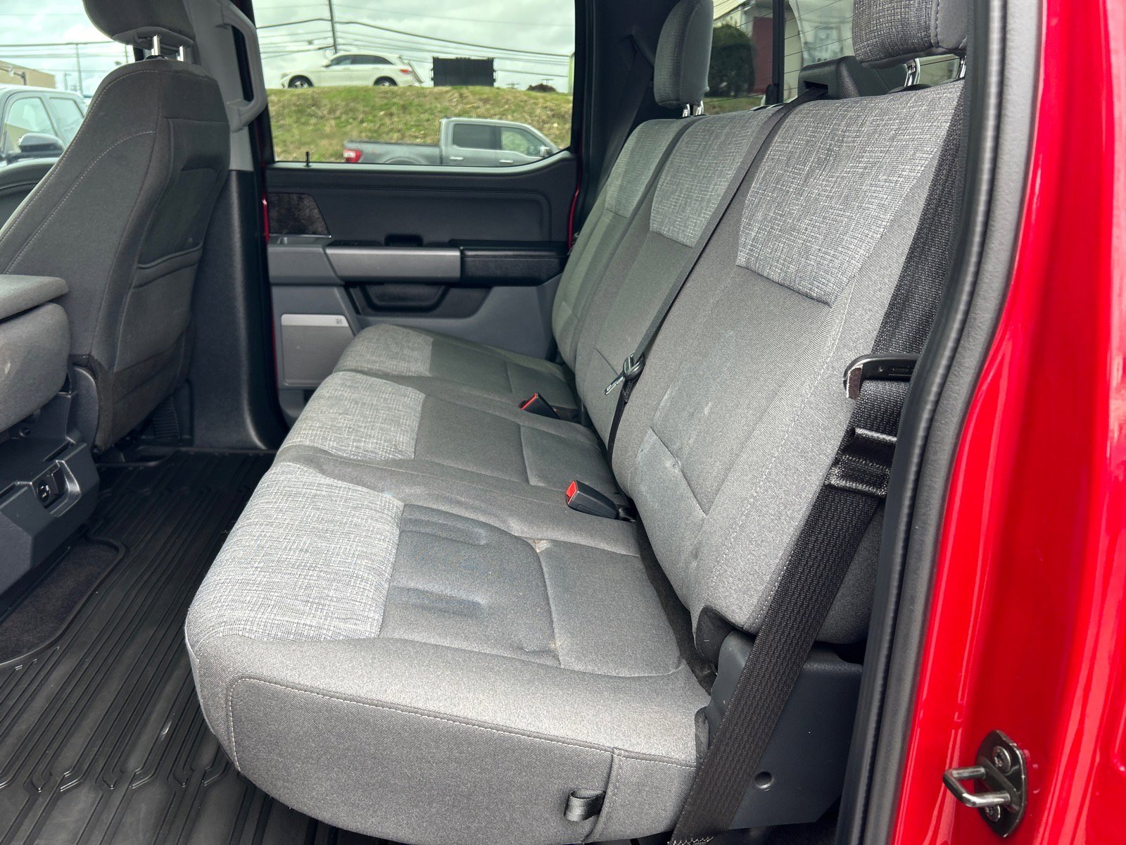 Certified 2022 Ford F150 XLT w/ Equipment Group 302A High image 8