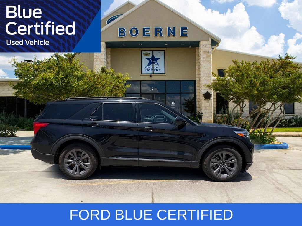 Certified 2023 Ford Explorer XLT w/ Equipment Group 202A RWD image 6