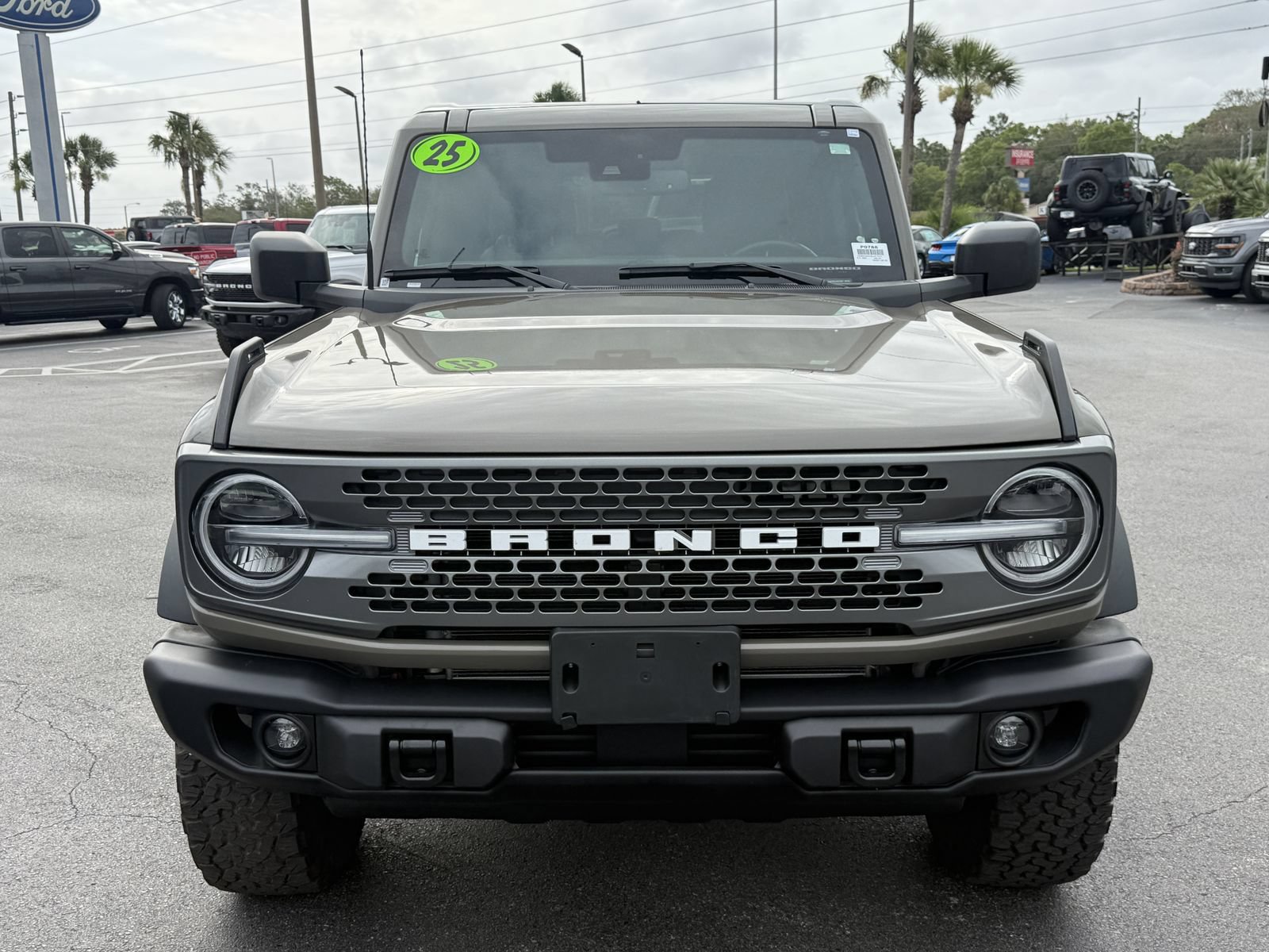 Certified 2025 Ford Bronco Badlands AWD/4WD image 9