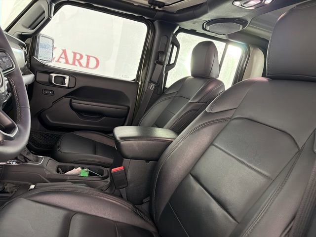 Used 2023 Jeep Gladiator Sport image 11