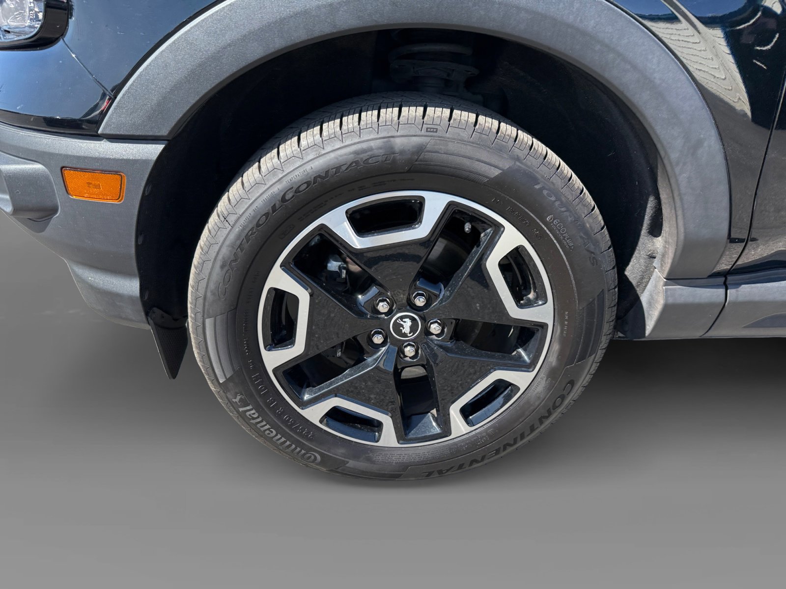 Certified 2022 Ford Bronco Sport Outer Banks w/ Tech Package AWD/4WD image 9