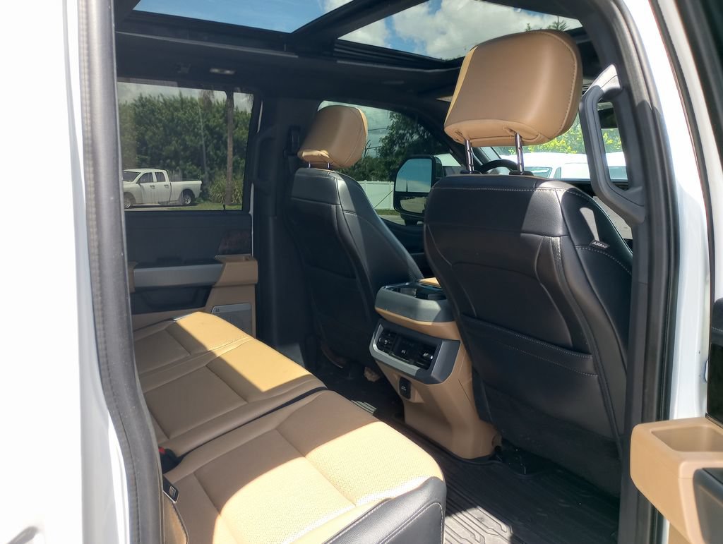 Certified 2025 Ford F250 Lariat w/ Lariat Ultimate Package AWD/4WD image 12