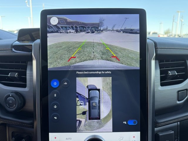 Certified 2024 Ford Expedition Platinum image 20