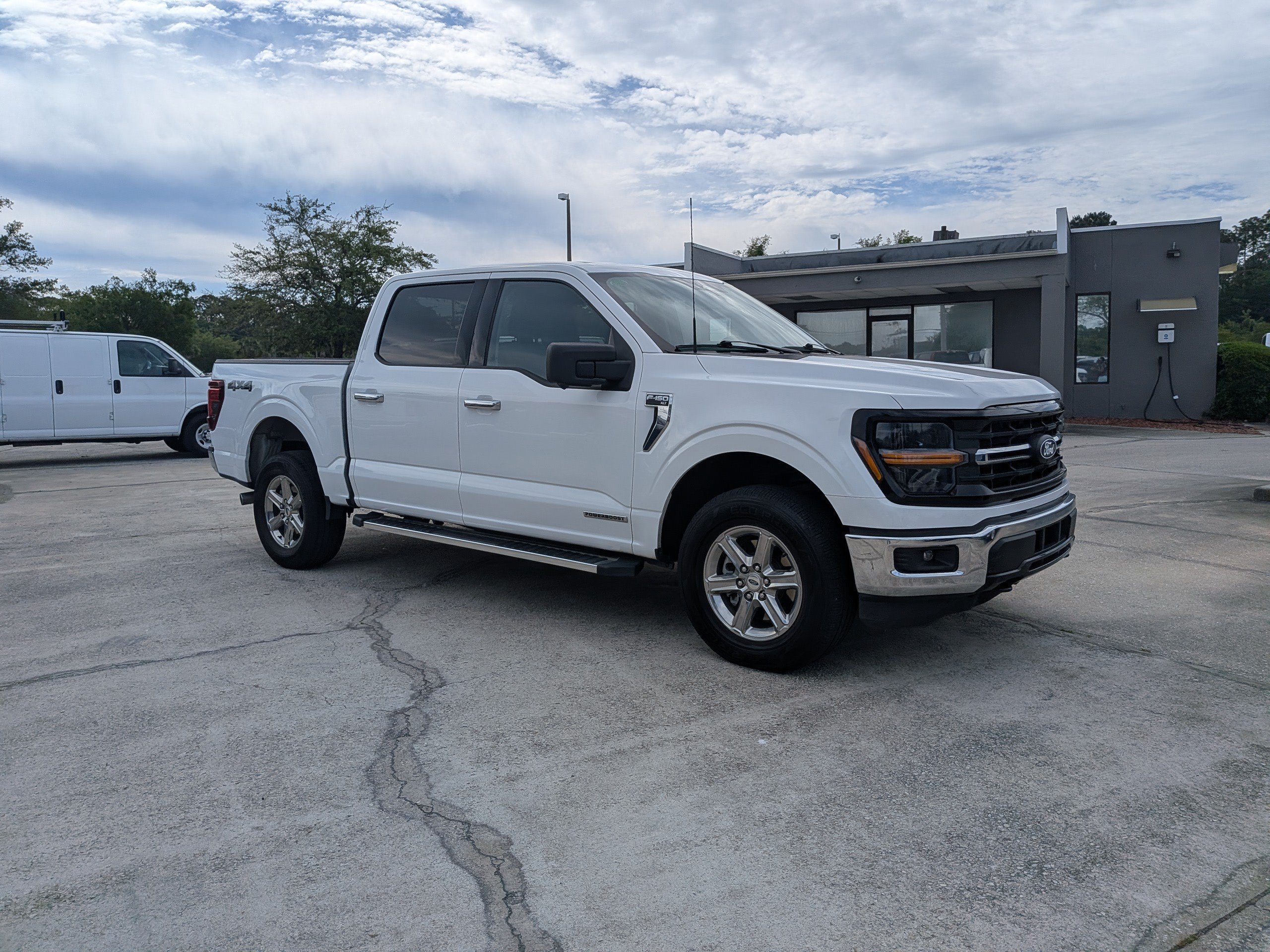 Certified 2024 Ford F150 XLT w/ Mobile Office Package AWD/4WD image 2