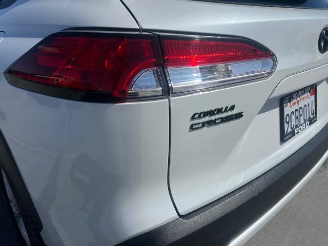 Used 2022 Toyota Corolla Cross LE w/ Moonroof Package FWD image 18