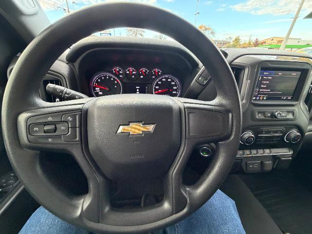 Used 2022 Chevrolet Silverado 1500 Custom AWD/4WD image 7