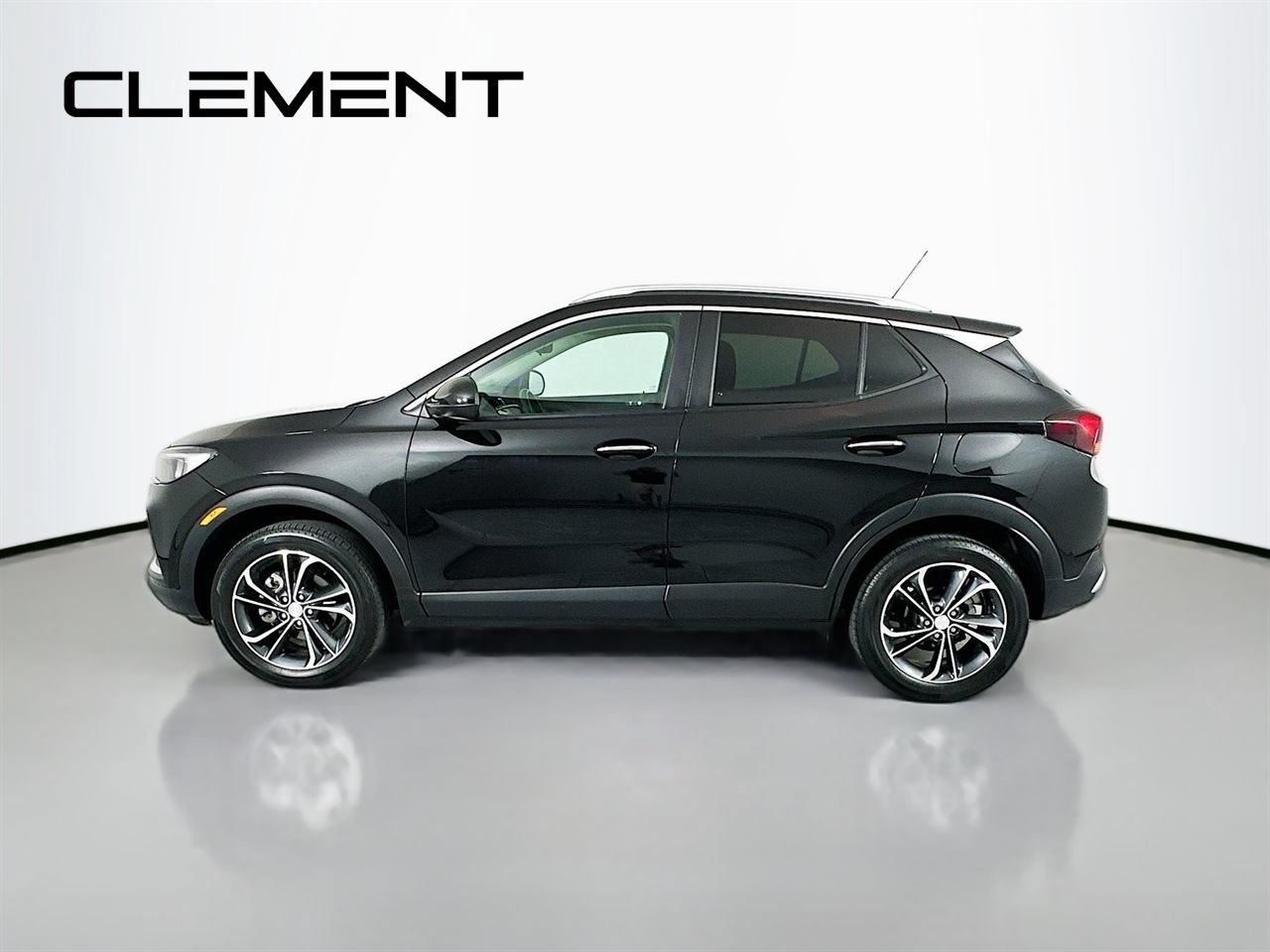 Used 2023 Buick Encore GX Select w/ Safety Package II AWD/4WD image 6