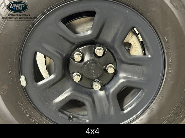 Used 2022 Jeep Wrangler Unlimited Sport AWD/4WD image 12