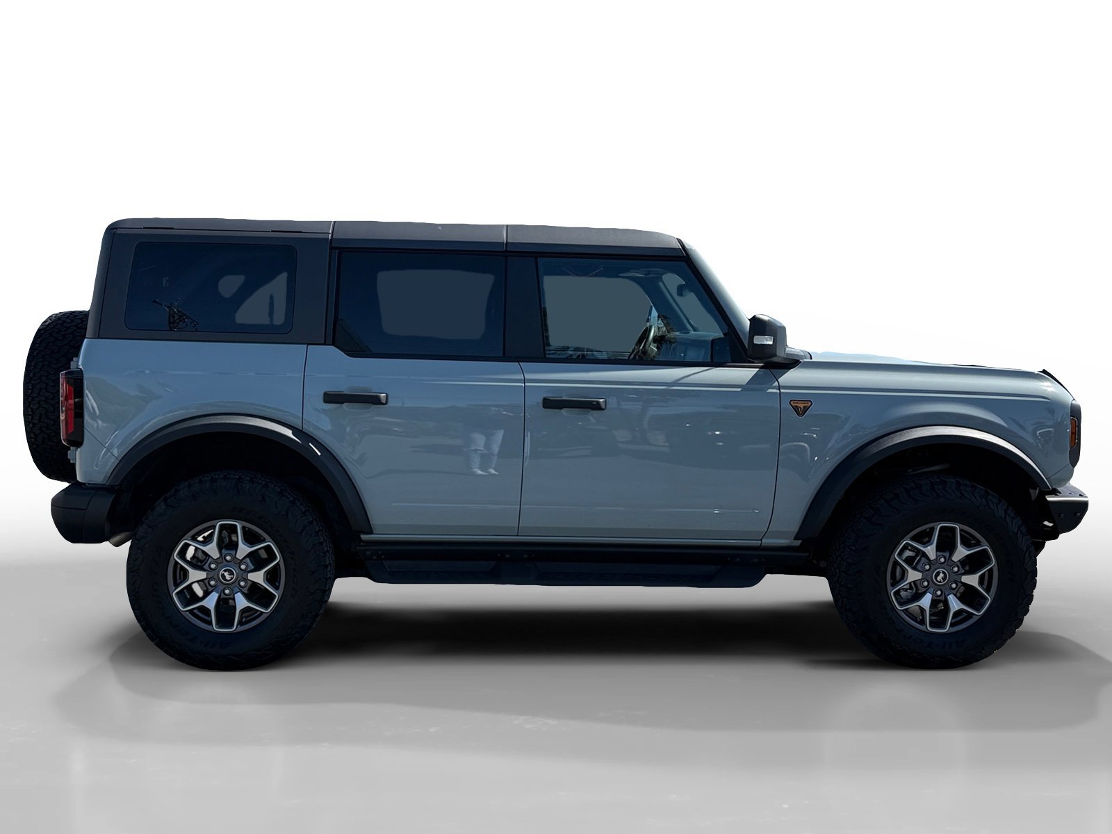 Certified 2024 Ford Bronco Badlands image 2