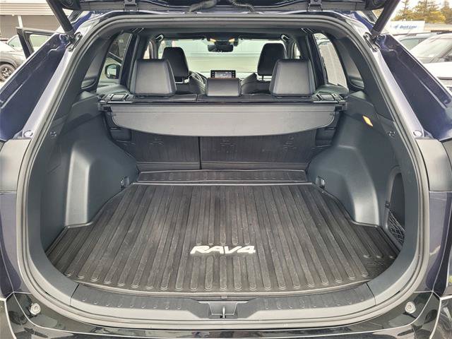 Used 2020 Toyota RAV4 XSE w/ XSE Grade Weather Package AWD/4WD image 34