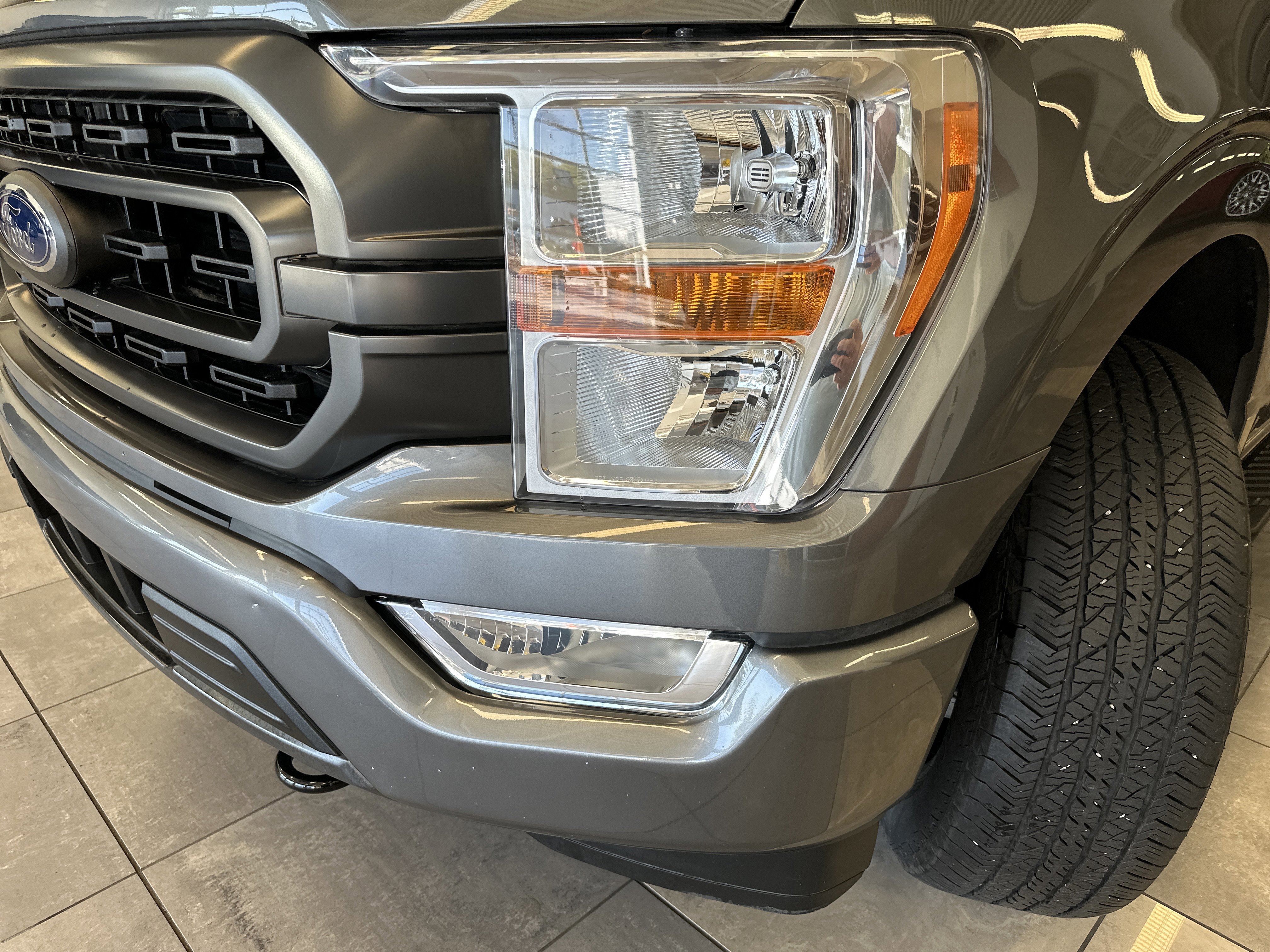 Certified 2022 Ford F150 XLT w/ Equipment Group 301A Mid image 21