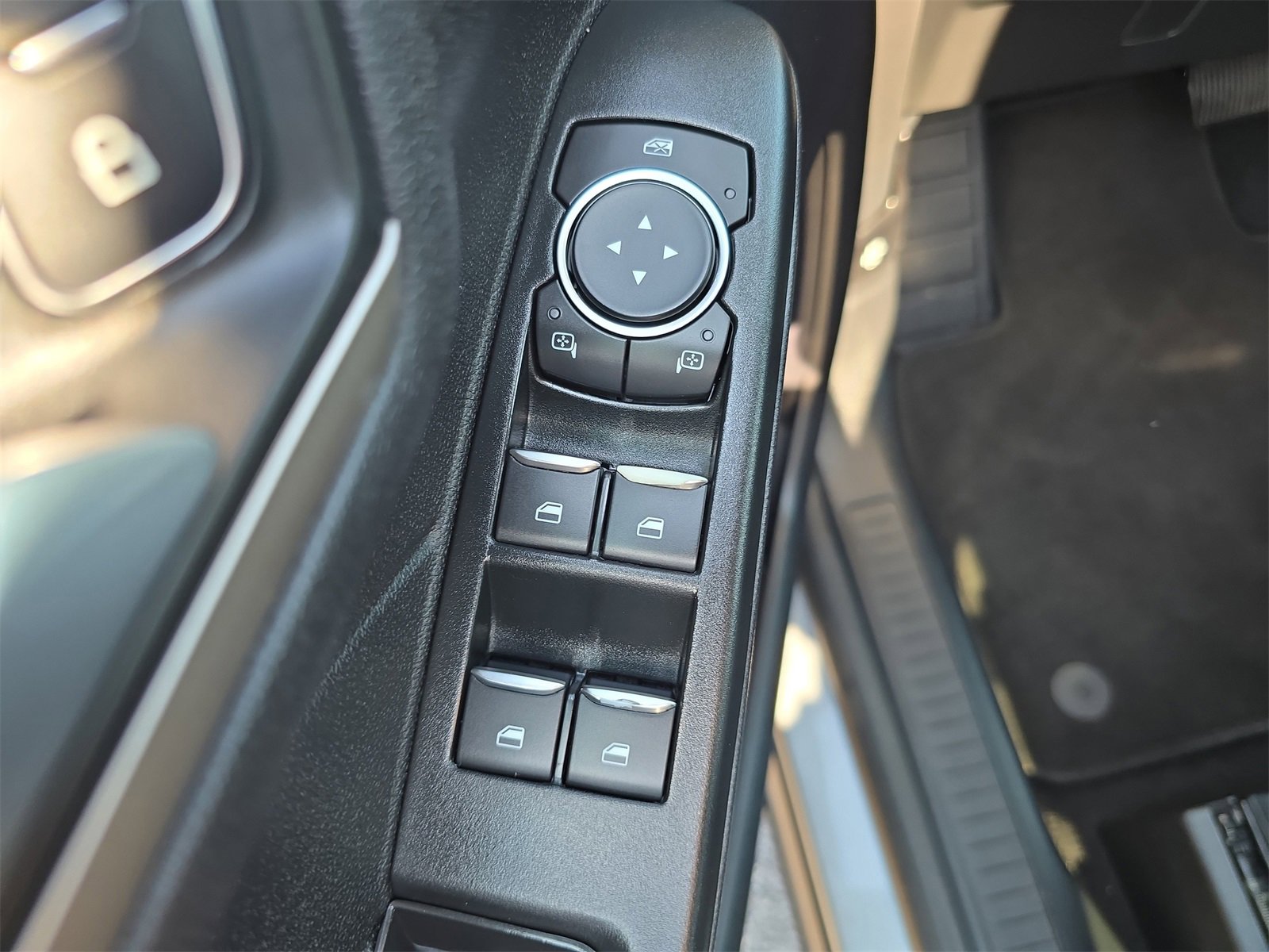 Certified 2022 Ford Escape SEL image 13