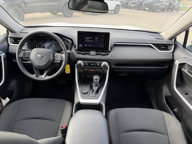 Used 2024 Toyota RAV4 LE AWD/4WD image 2