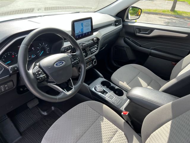 Certified 2022 Ford Escape SE w/ SE Sport Appearance Package AWD/4WD image 18