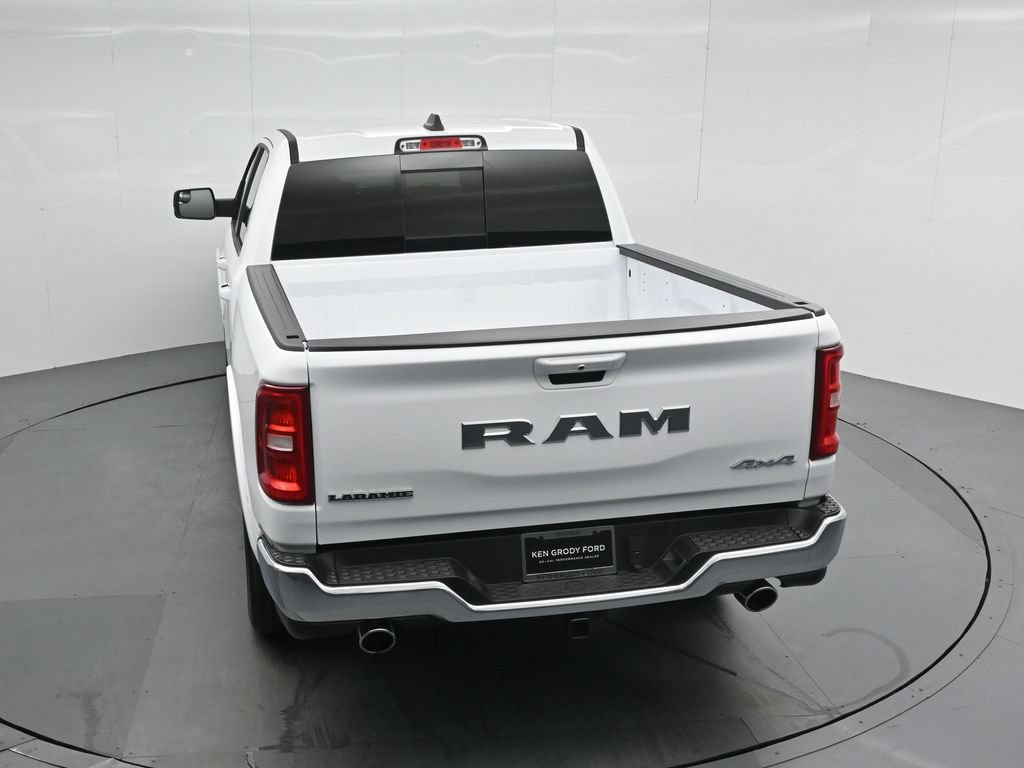 Used 2025 RAM 1500 Laramie AWD/4WD image 43