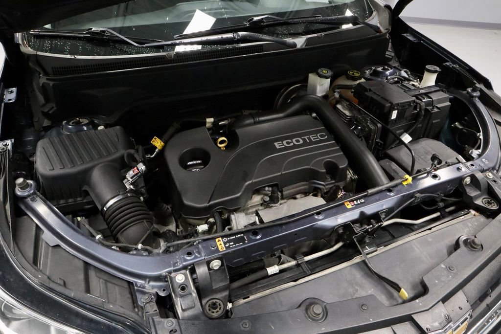 Used 2018 Chevrolet Equinox LT image 16