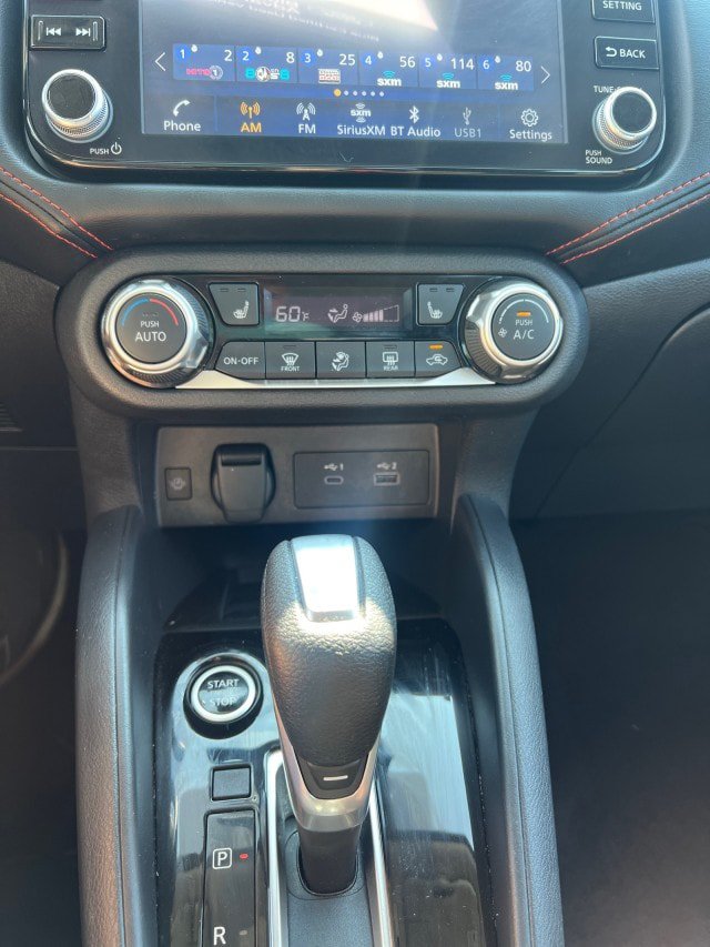 Used 2024 Nissan Versa SR FWD image 14