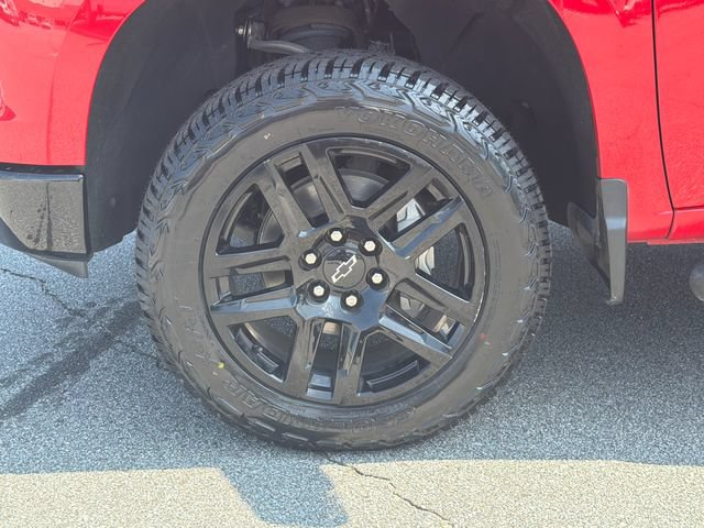 Used 2024 Chevrolet Silverado 1500 Custom Trail Boss AWD/4WD image 13