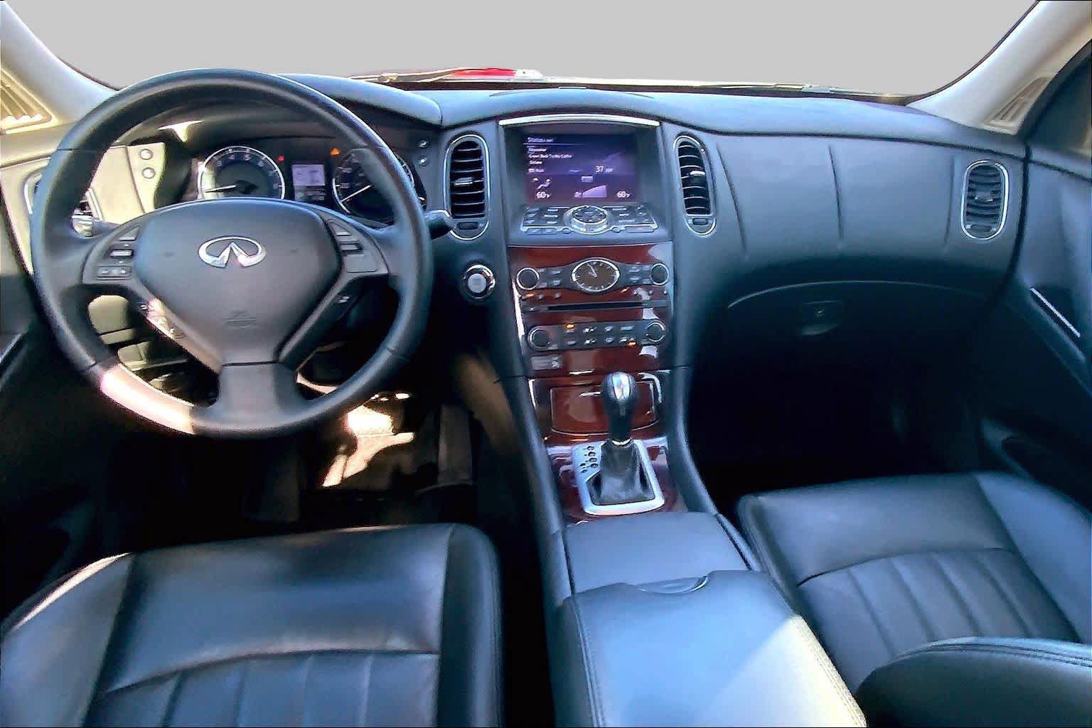 Used 2017 INFINITI QX50 AWD w/ Premium Plus Package image 15
