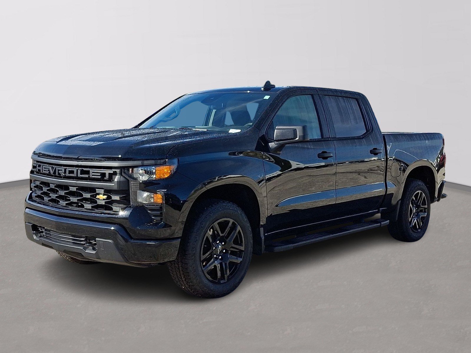 Used 2025 Chevrolet Silverado 1500 Custom AWD/4WD image 3