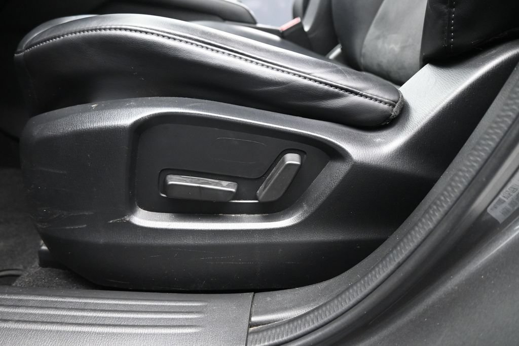 Used 2019 MAZDA CX-5 Touring FWD image 11