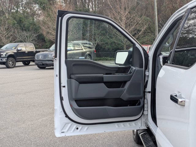 Certified 2022 Ford F150 XLT w/ Equipment Group 302A High image 12