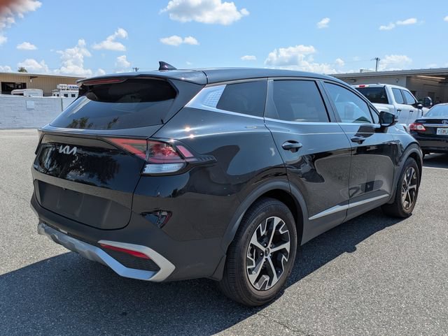Used 2023 Kia Sportage EX FWD image 3