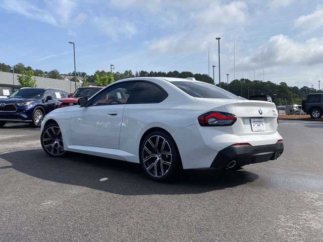 Used 2024 BMW 230i Coupe w/ Convenience Package RWD image 6