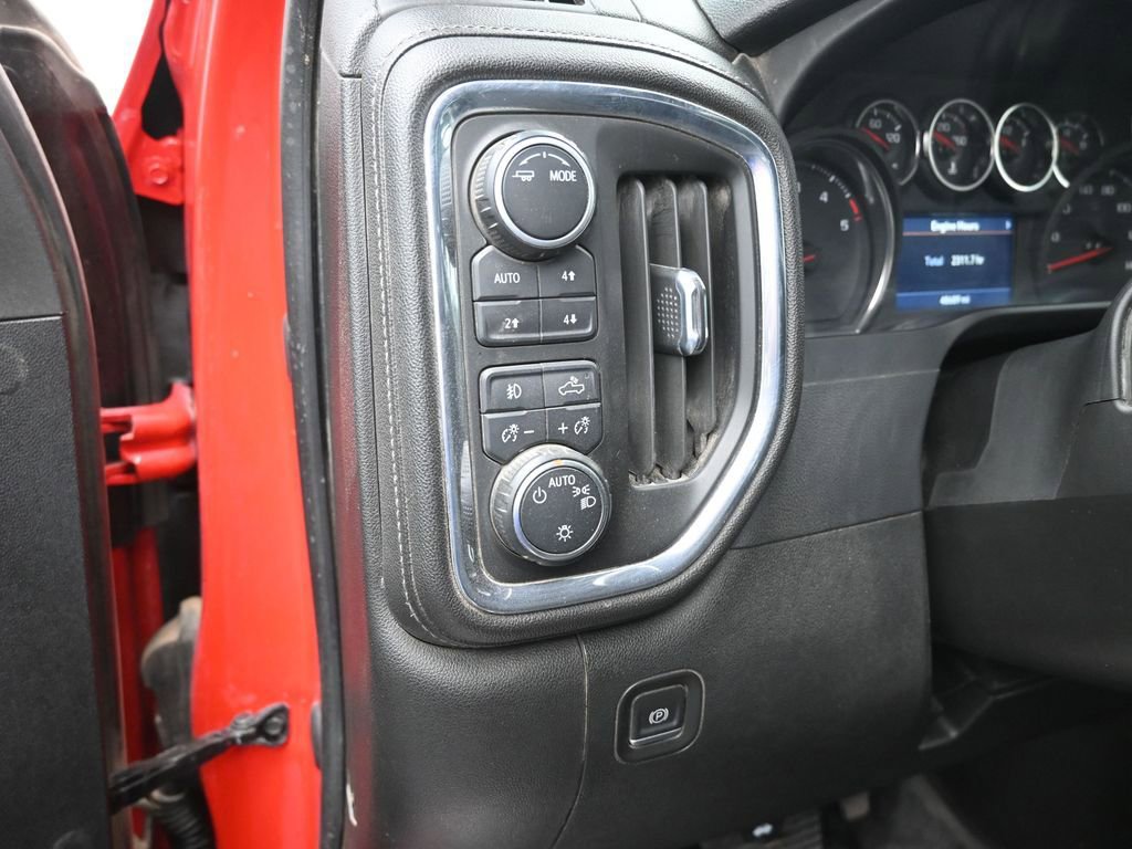 Used 2022 Chevrolet Silverado 2500 LT w/ Convenience Package image 21