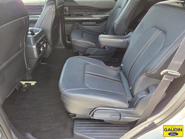 Certified 2023 Ford Expedition Platinum AWD/4WD image 13