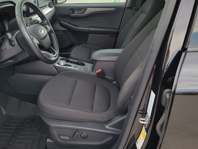 Certified 2024 Ford Escape Active AWD/4WD image 9