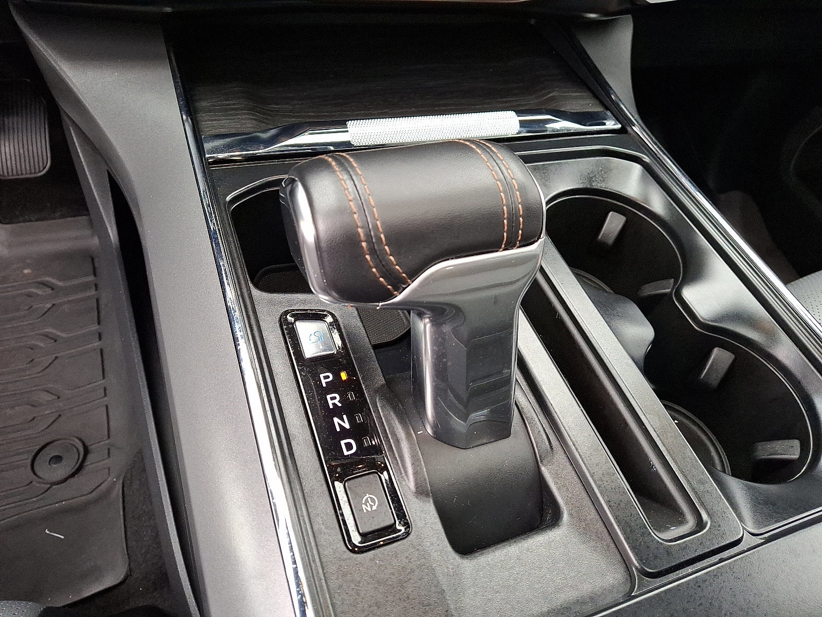 Certified 2024 Ford F150 Lightning Lariat w/ Max Trailer Tow Package image 16