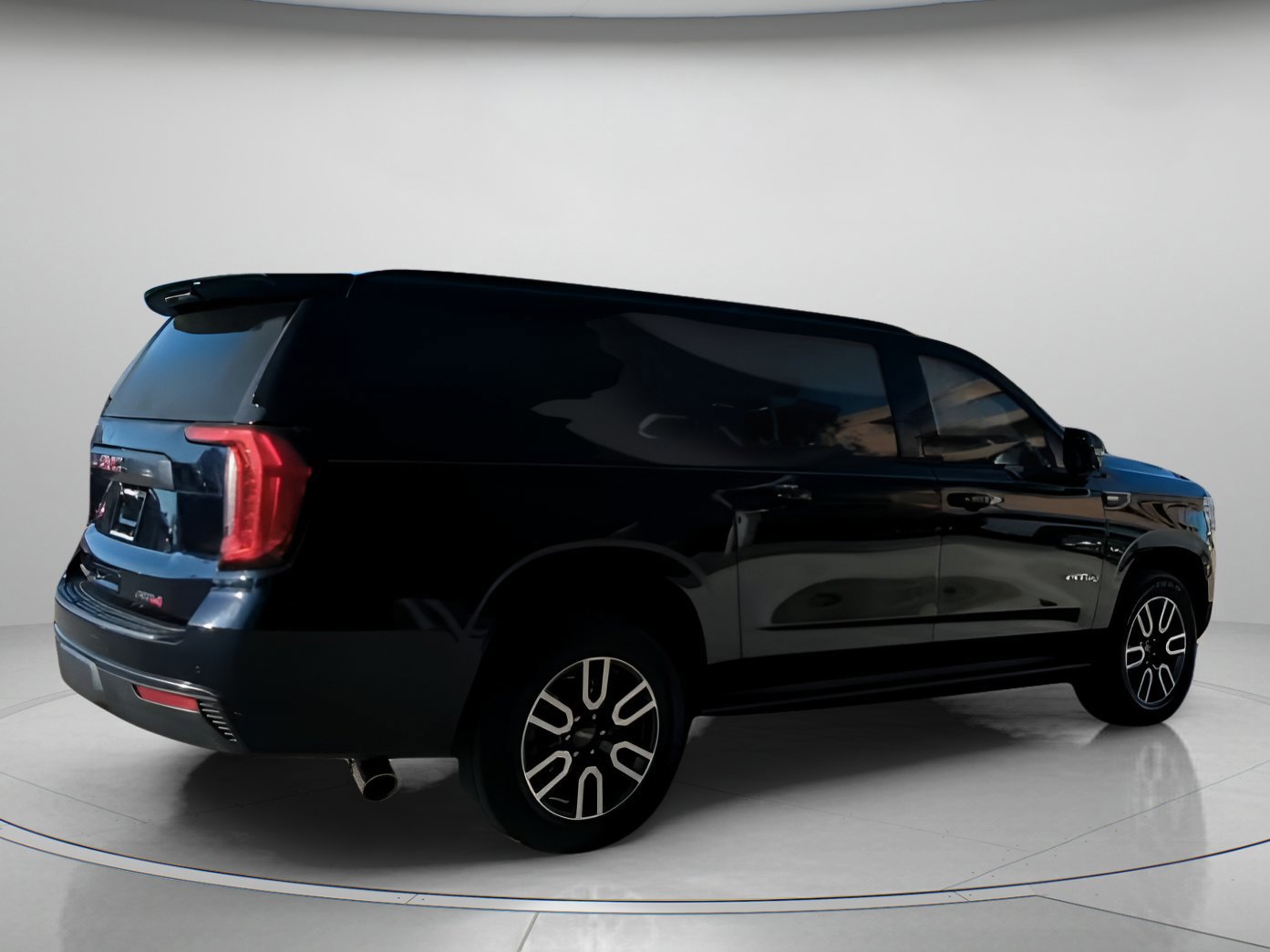 Used 2021 GMC Yukon XL AT4 w/ AT4 Premium Package image 21