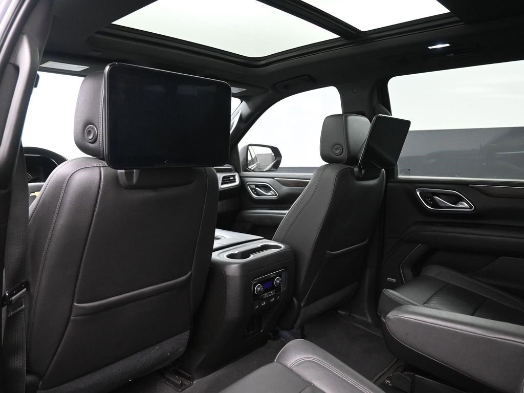 Used 2021 Chevrolet Suburban LT w/ Rear Media and Nav Package image 28