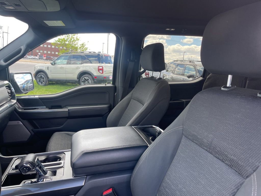 Certified 2022 Ford F150 XLT w/ Equipment Group 302A High image 7