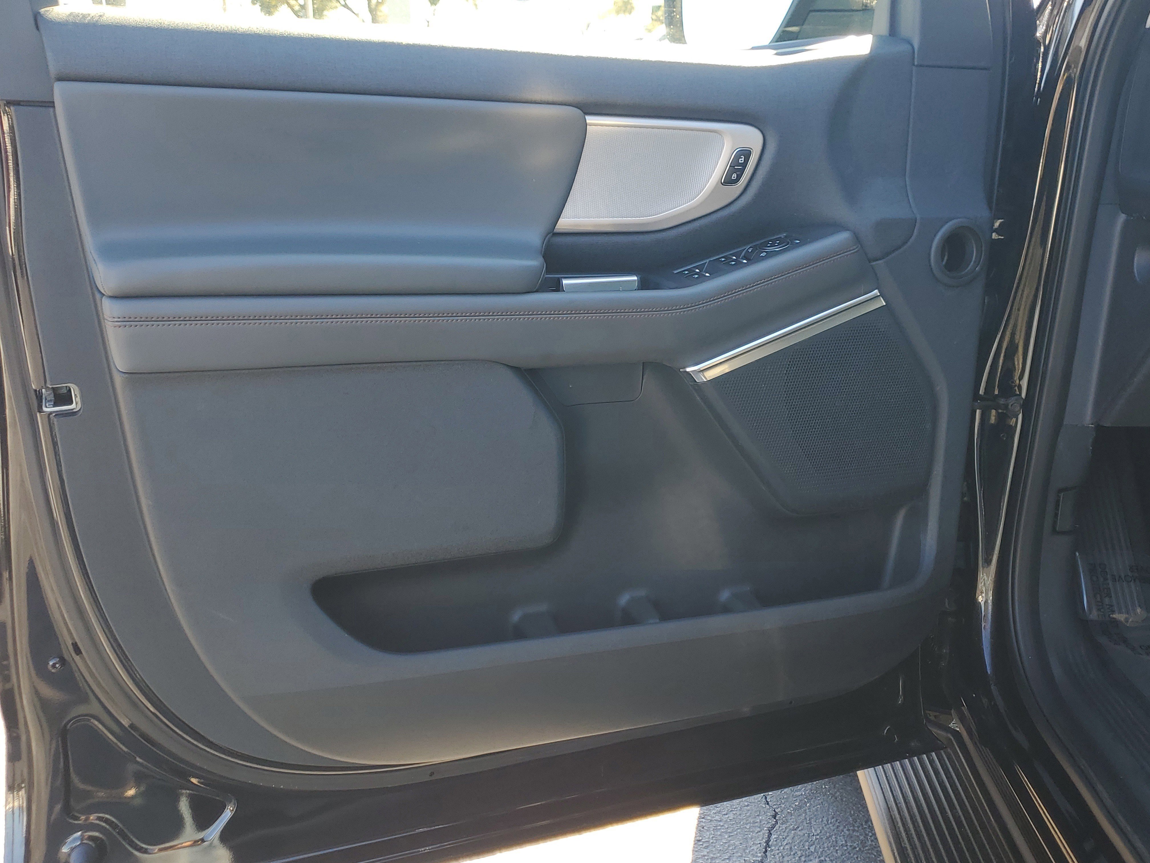 Certified 2025 Ford Expedition Max Active image 18