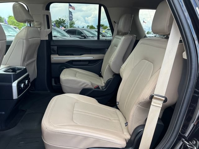 Certified 2023 Ford Expedition Limited AWD/4WD image 9