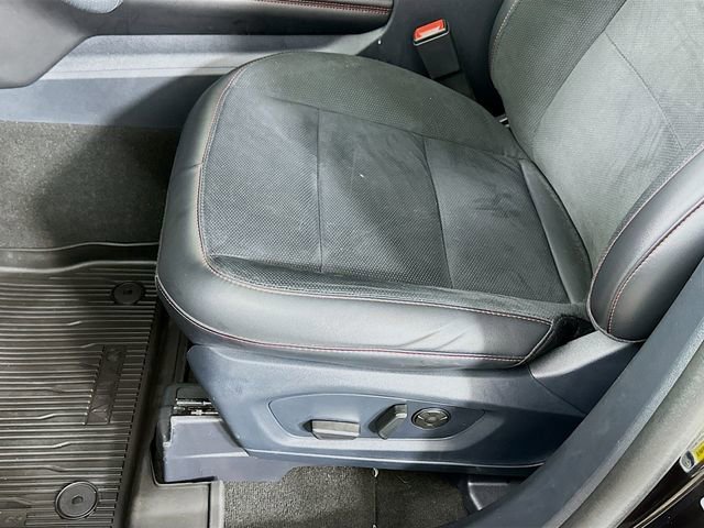 Certified 2025 Ford Explorer ST image 27