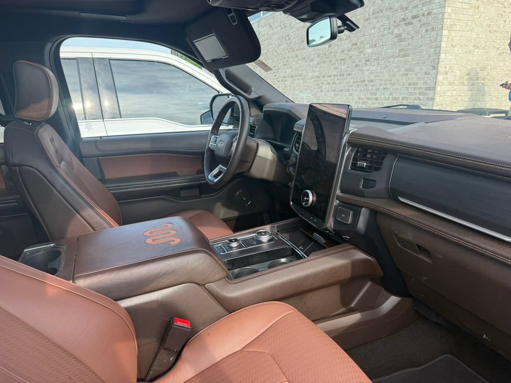 Certified 2024 Ford Expedition Max King Ranch AWD/4WD image 9