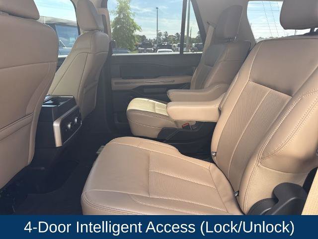 Certified 2023 Ford Expedition XLT image 26