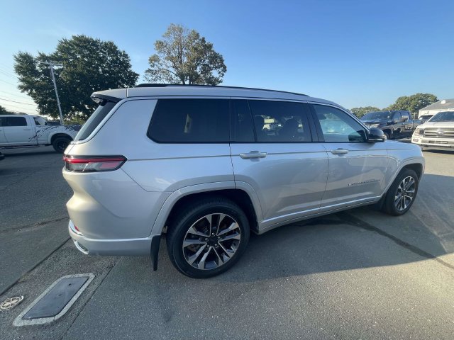 Used 2021 Jeep Grand Cherokee L Overland w/ Luxury Tech Group IV AWD/4WD image 8