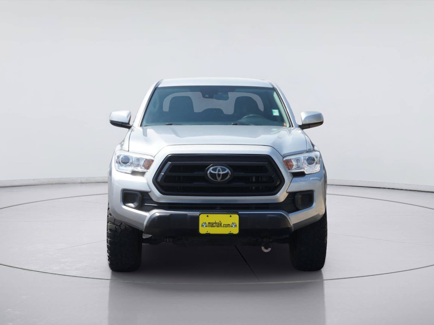 Used 2022 Toyota Tacoma SR AWD/4WD image 3