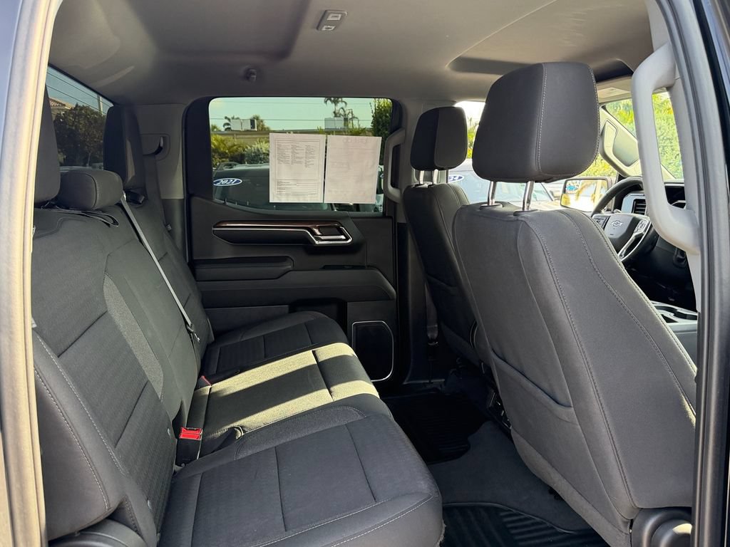 Used 2023 Chevrolet Silverado 1500 RST AWD/4WD image 17