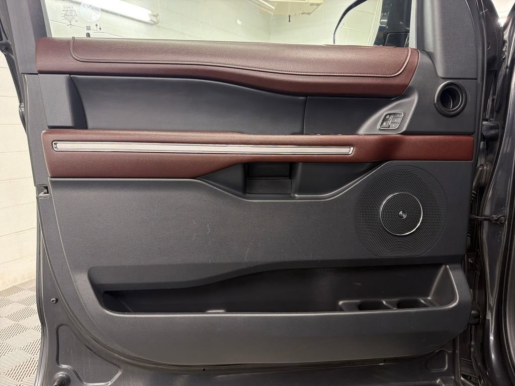 Certified 2023 Ford Expedition Max Limited image 17