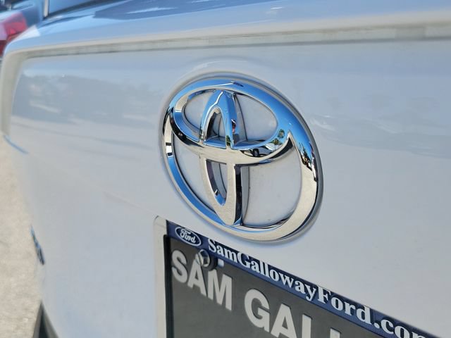 Used 2025 Toyota RAV4 LE FWD image 8
