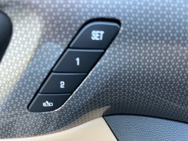 Used 2022 Chevrolet Traverse Premier w/ LPO, Floor Liner Package AWD/4WD image 27