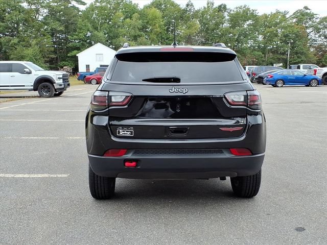 Used 2022 Jeep Compass Trailhawk w/ Trailhawk Elite Group AWD/4WD image 6