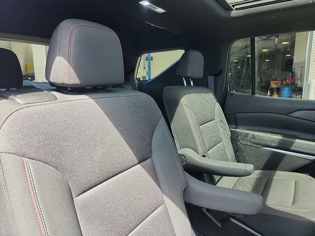 Used 2024 Chevrolet Traverse Z71 AWD/4WD image 30